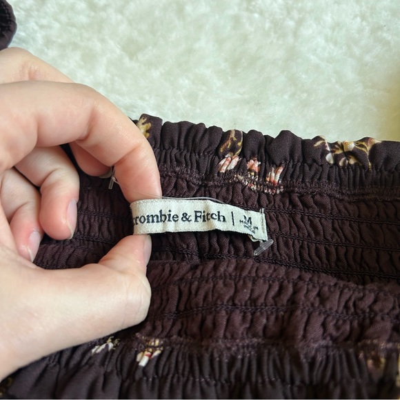 Abercrombie & Fitch Maroon Floral Long Bell Sleeve Blouse - Picture 3 of 5